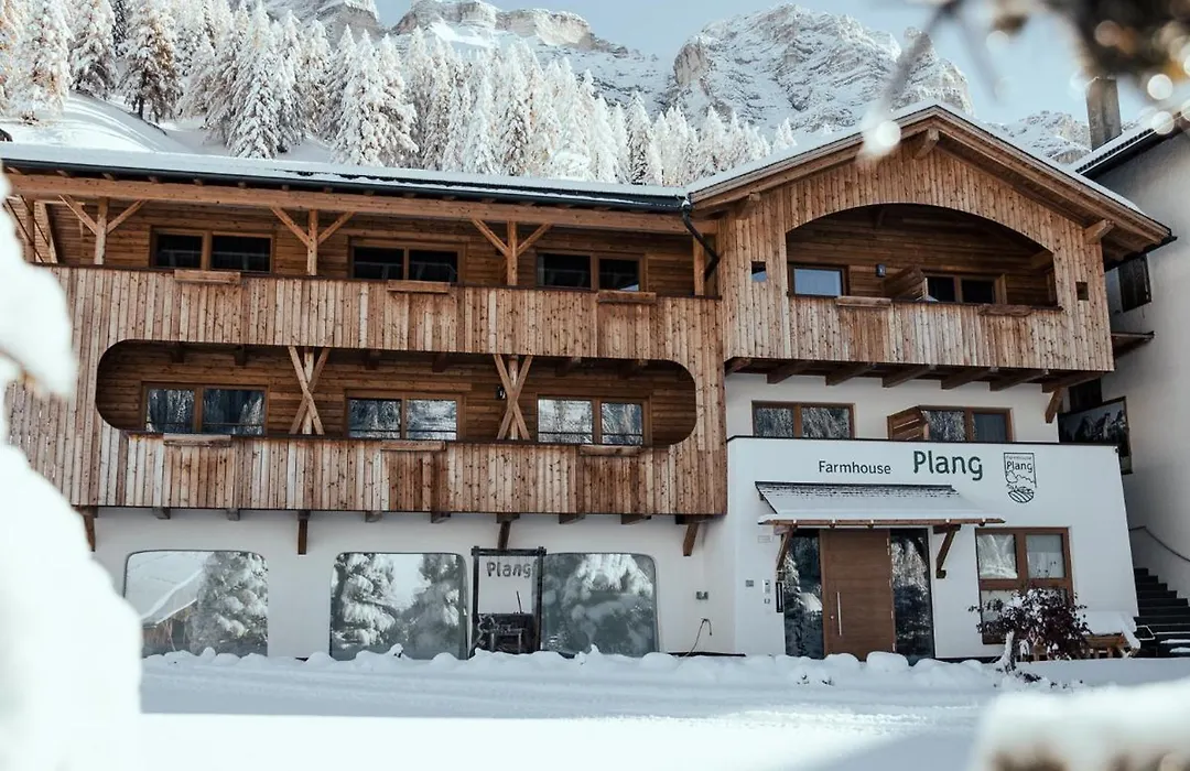 Plang Farmhouse-1